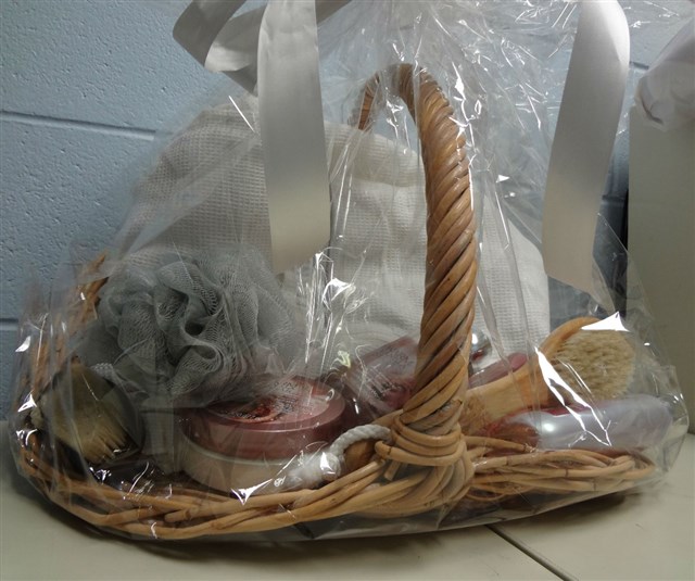 #6 Bath and Body Gift Basket
